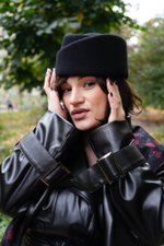 Пилотка «тюльпан» фетр черный