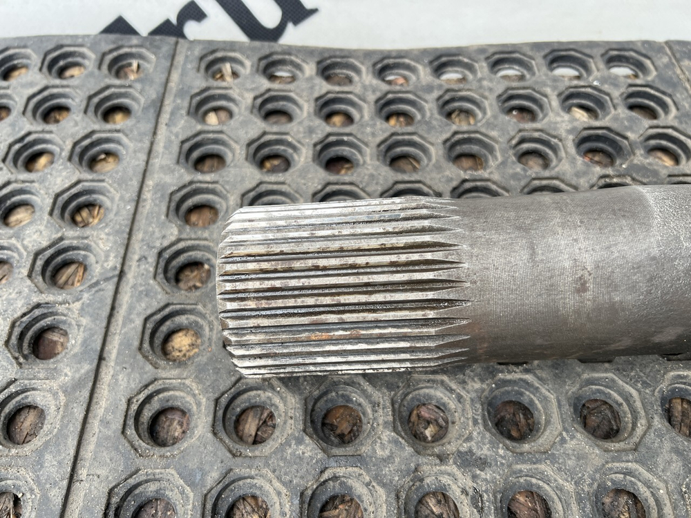 Полуось без блокировки 2023г