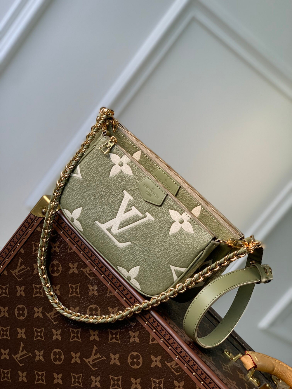 Louis Vuitton Multi Pochette Accessoires