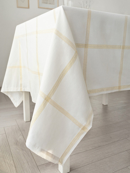Скатерть DeNASTIA Клетка Holiday 140x180, белый/золото