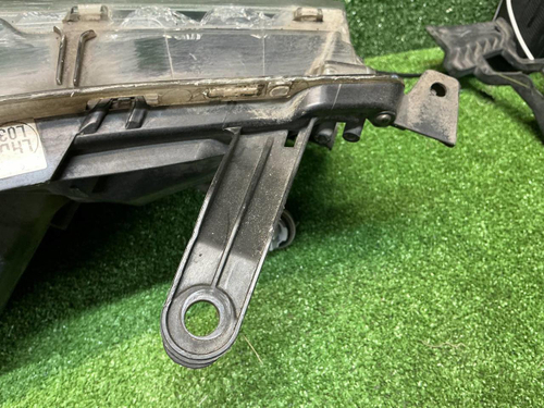 Фара левая Toyota Corolla E160 (2012-2016) галоген