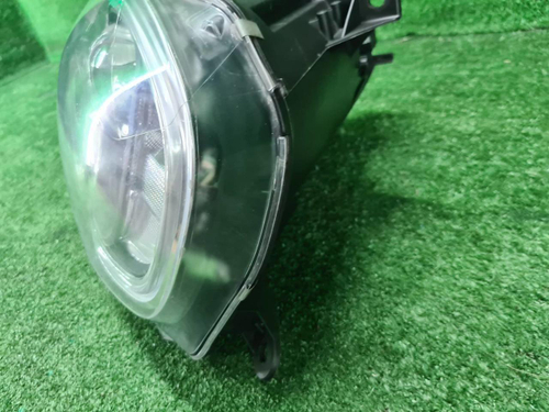 Фара правая Mini Countryman F60 (2016-2020) LED
