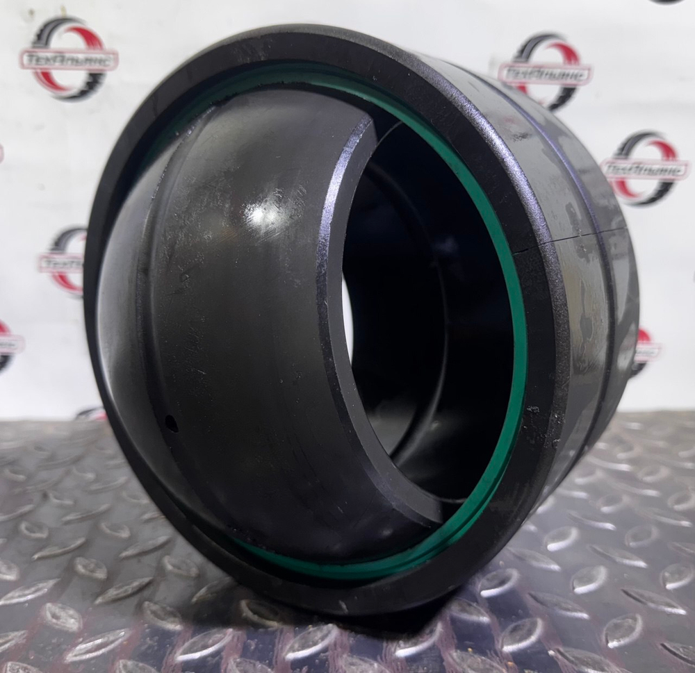 Втулка 707-46-13010