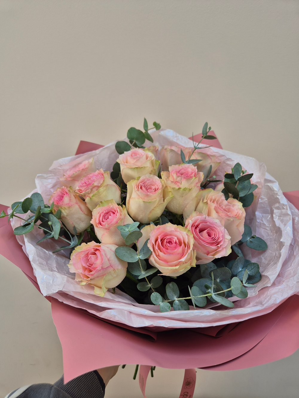 Роза с эвкалиптом букет