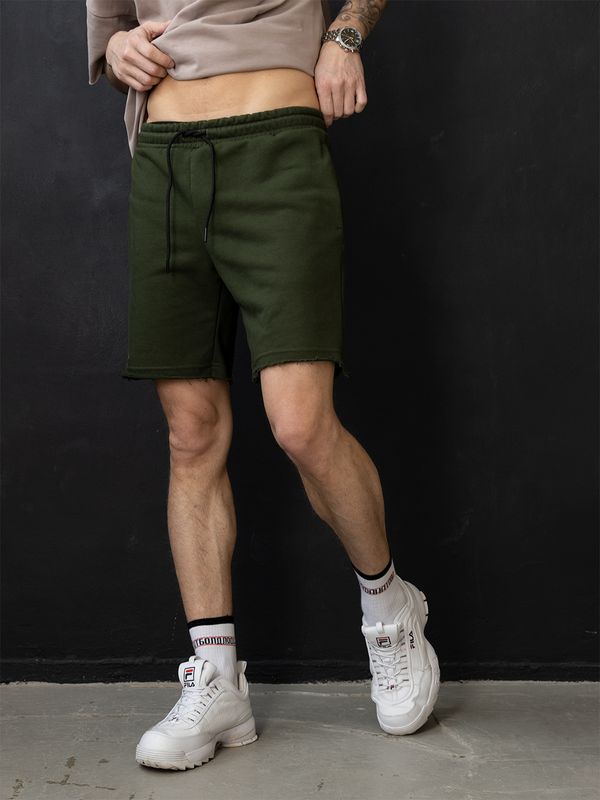 Шорты с необработанным краем