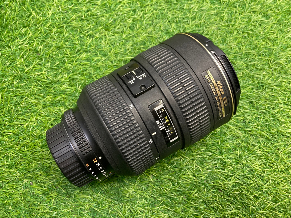 Nikon 28-70mm 2.8D