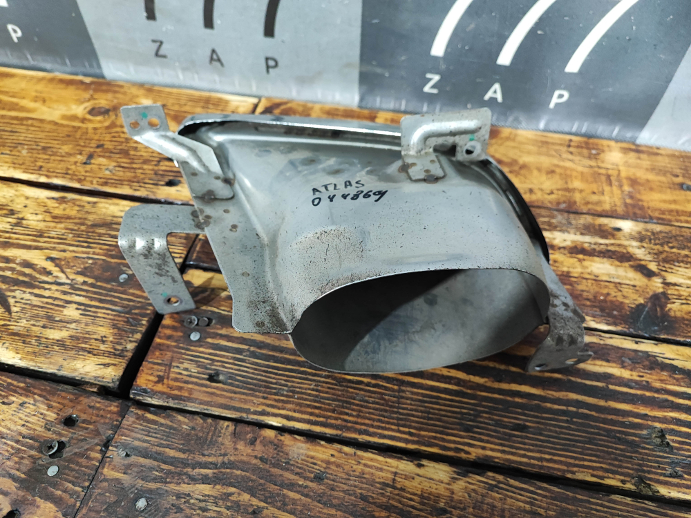 Насадка глушителя левая Geely Atlas Pro 21-нв Б/У Оригинал 6044066800