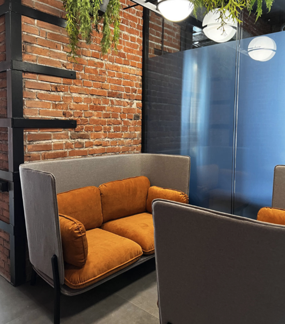 Диван двухместный с высокой спинкой БЕЛЛАДЖИО