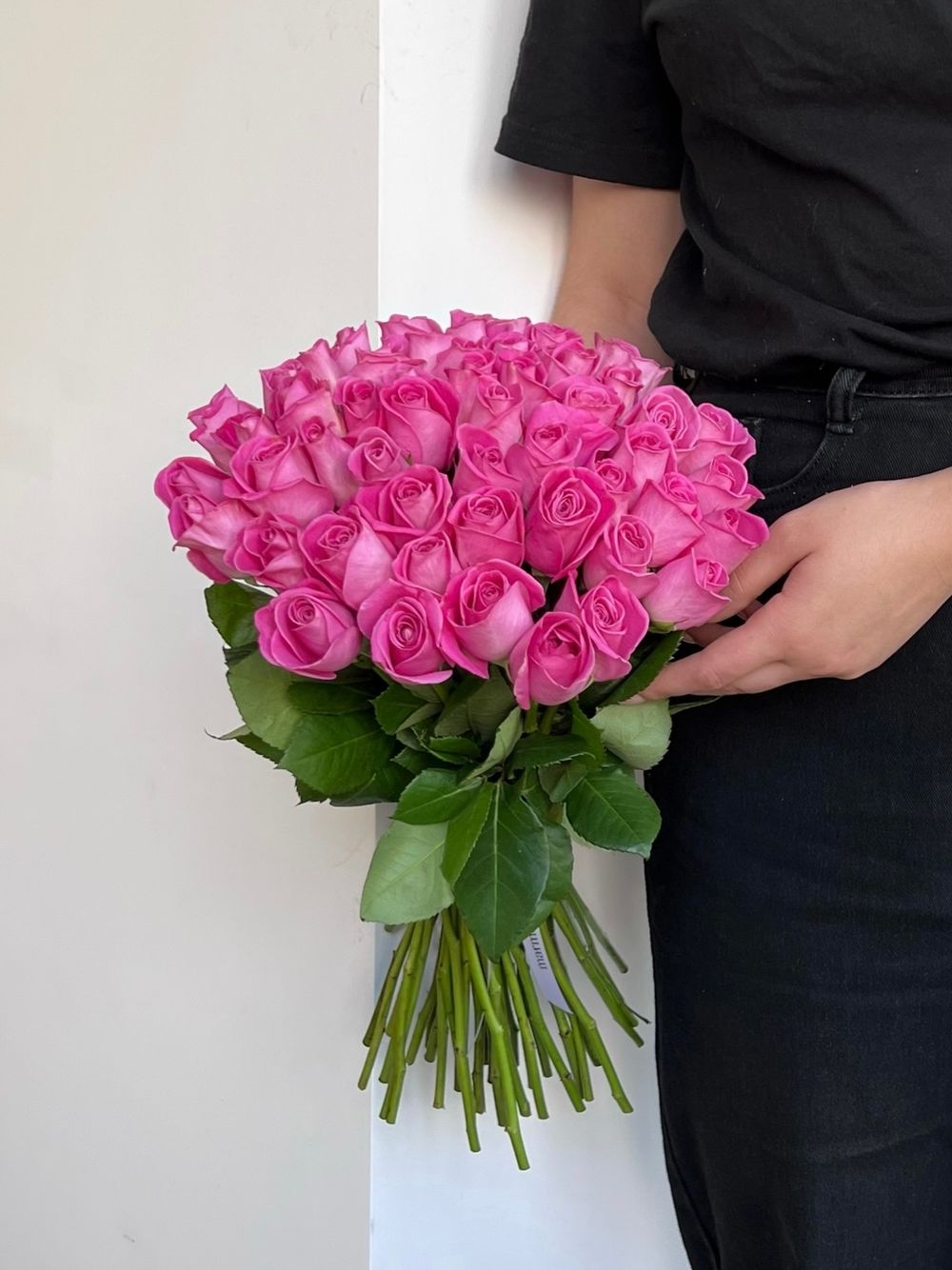 Букет из розовой розы (40см)  51 шт под ленту