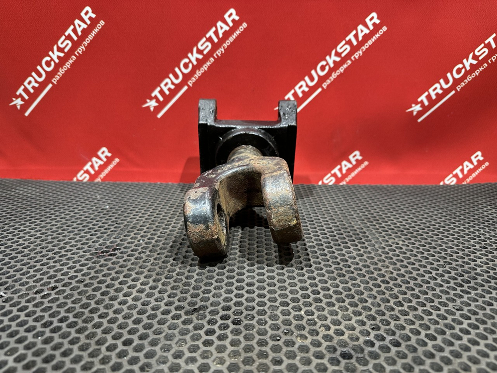 Крюк буксировочный 2022г.