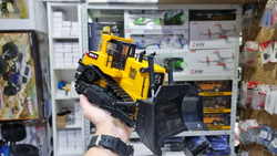 Радиоуправляемый бульдозер HUINA масштаб 1:16 2.4G - HN1554