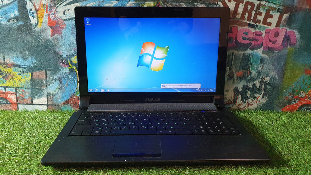 Ноутбук ASUS PRO5MJ 1366x768, Intel Core i3-370M 2.40 GHz, 8 Gb