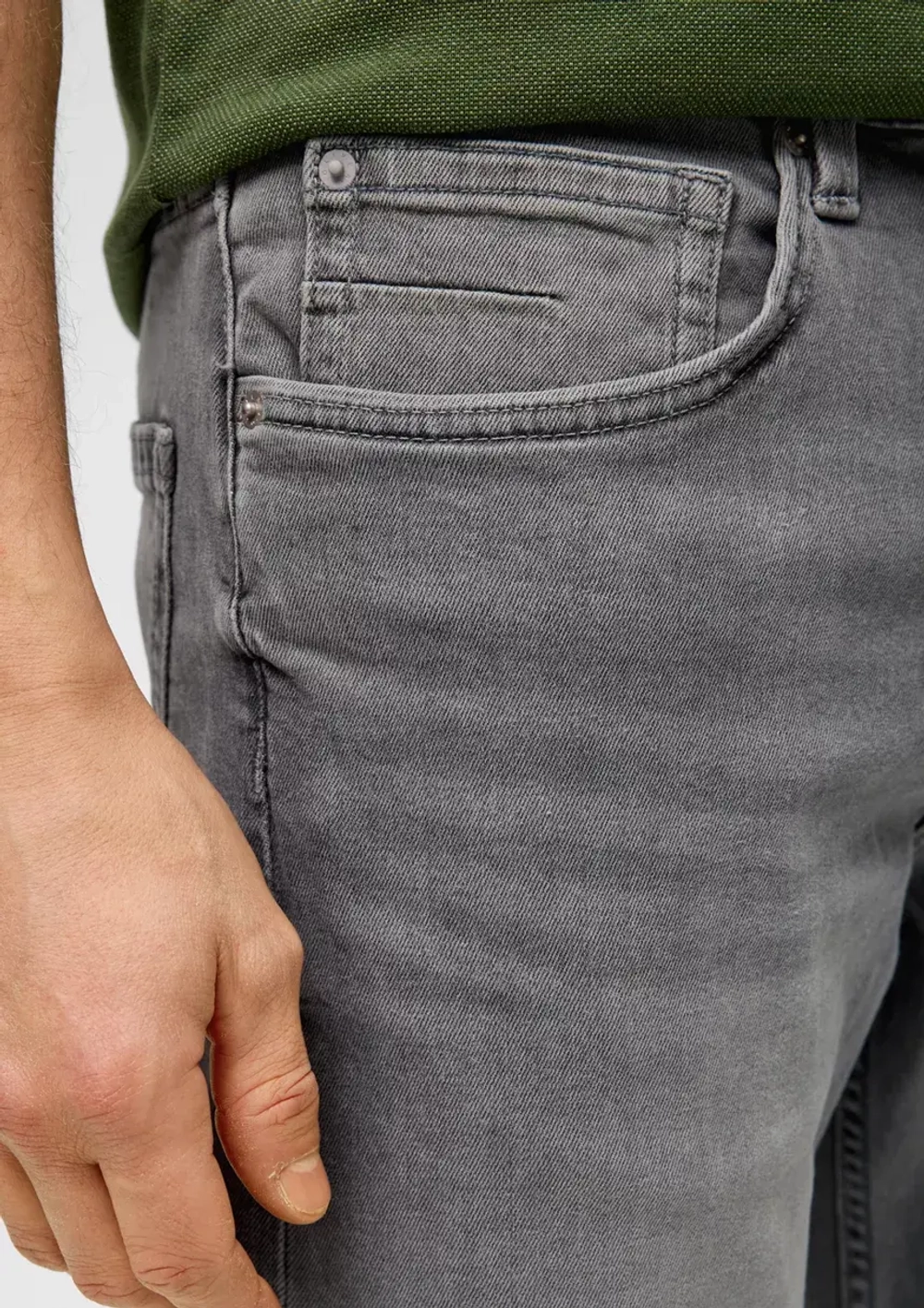 Jeans Mauro / Regular Fit / Mid Rise / Tapered Leg s.Oliver
