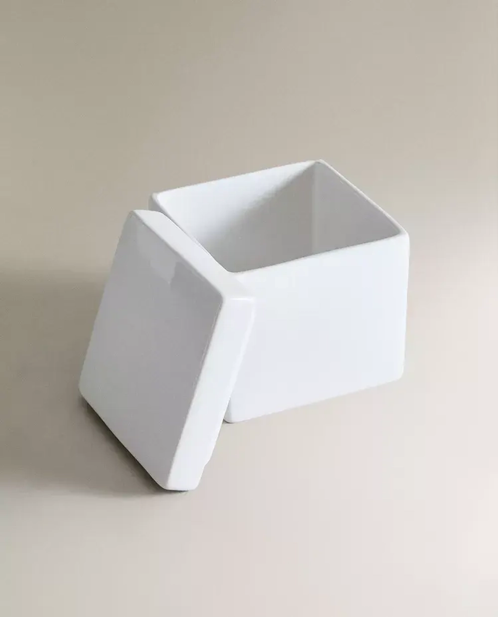 ZARA HOME ФАЯНСОВАЯ БАНКА ДЛЯ ХРАНЕНИЯ, БЕЛЫЙ