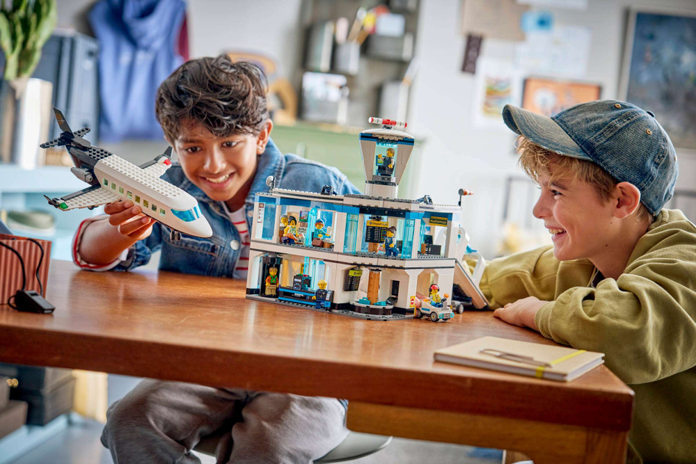 Конструктор LEGO City 60502 Airport with Airplane