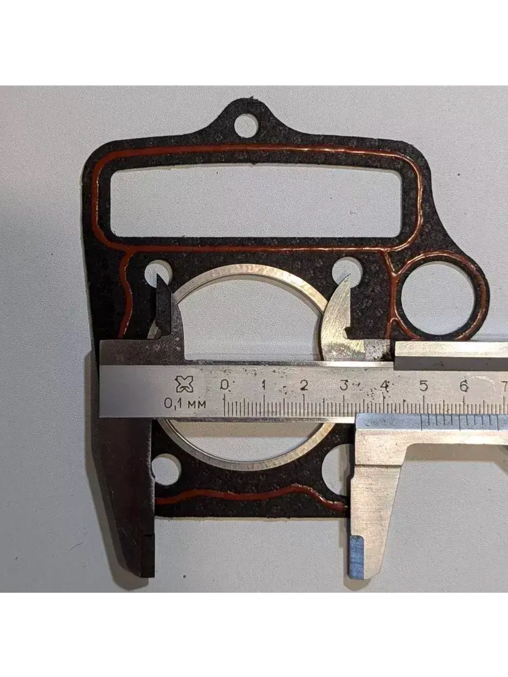 - Комплект прокладок для мотоцикла с двигателем 147FMH