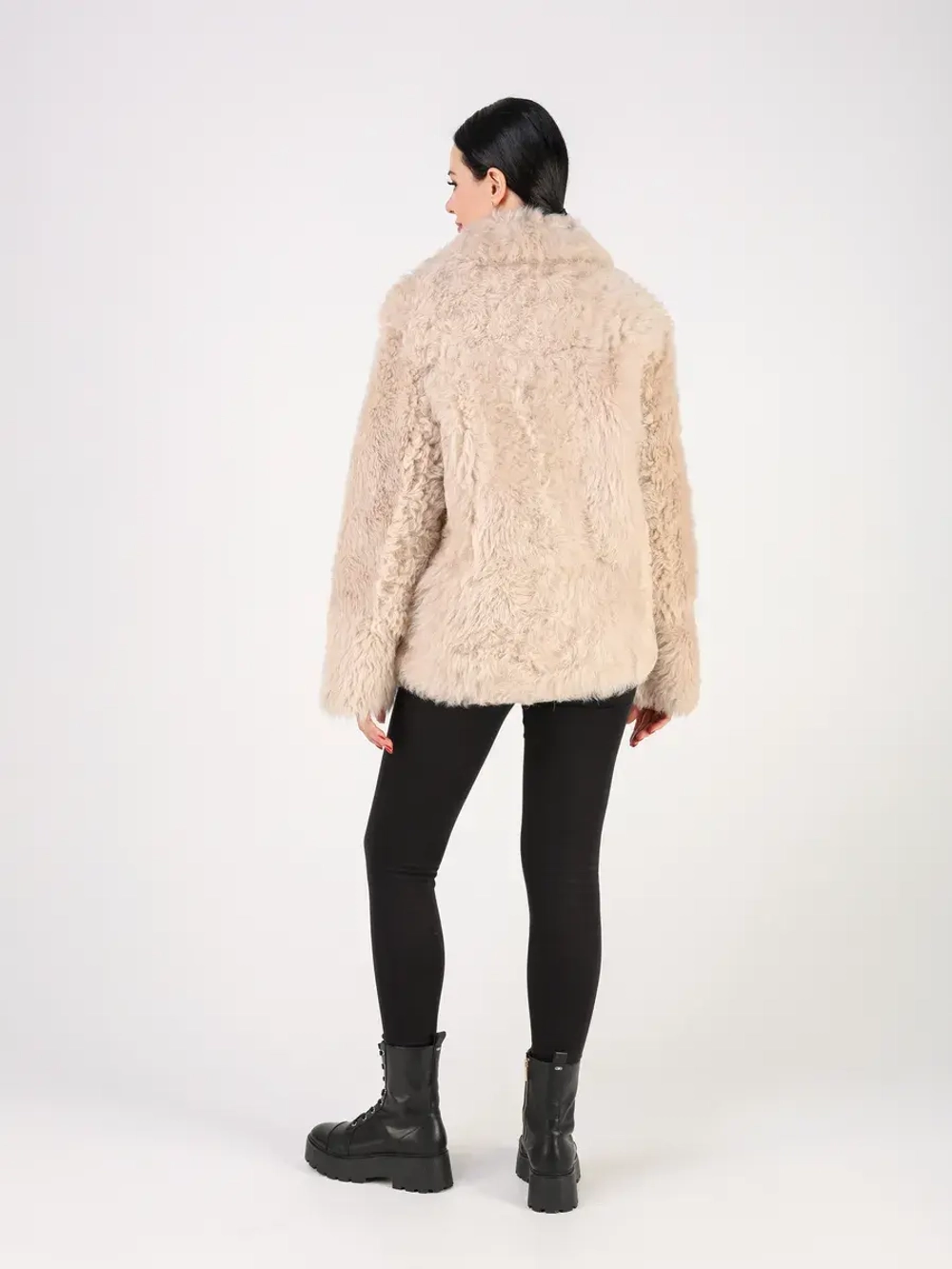 Дубленка зимняя шуба натуральная короткая