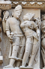 Khajuraho. Le temple de Parshvanath. Индия. Эротические храмы Кхаджурахо, фрагмент скульптурной композиции..
