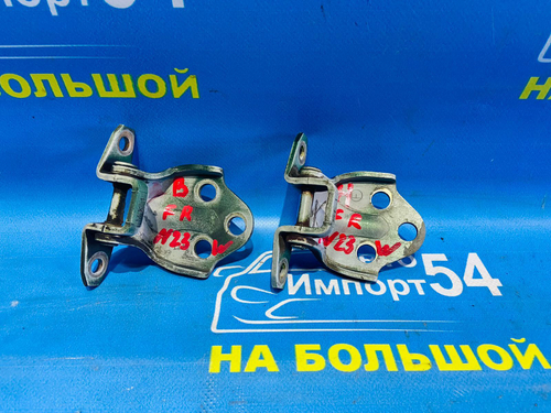 Петля двери передней правой MITSUBISHI RVR 1992