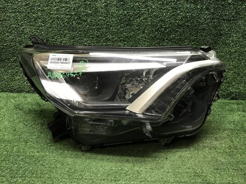 Фара правая Toyota RAV4 4 CA40 (2015-2019) LED