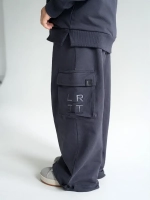 Спортивный костюм для девочки в школу