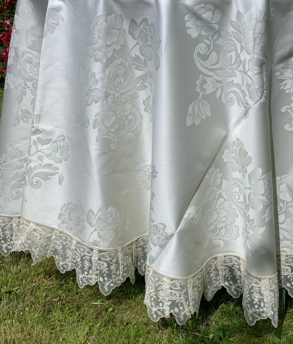 Скатерть 200 и 12 салфеток Palombella Carla Pizzo сливочные