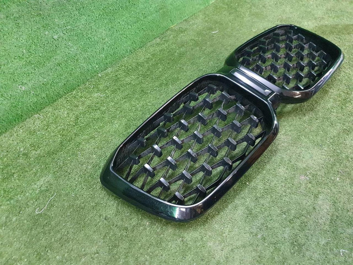 Решетка радиатора BMW X4 G02 (2021-н.в.)