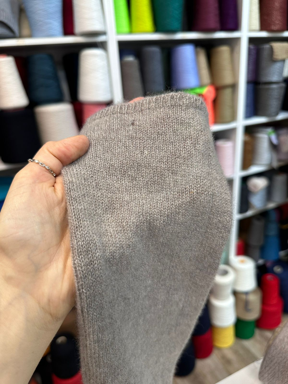 BABY CASHMERE - Loro Piana; 100% baby кашемир; 1300м/100гр; RIMANENZA; S722