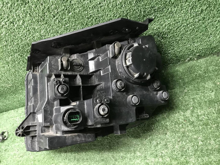 Фара правая Kia Mohave 1 HM (2019-2024) LED