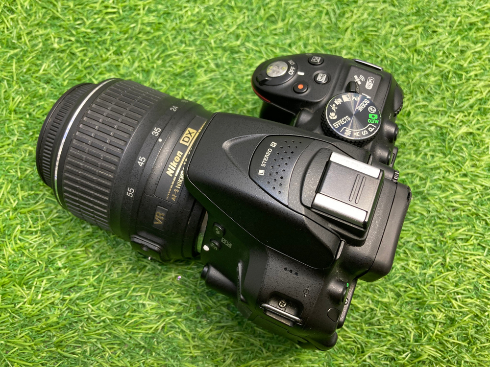 Nikon D5300 kit 18-55mm VR 6.500 кадров