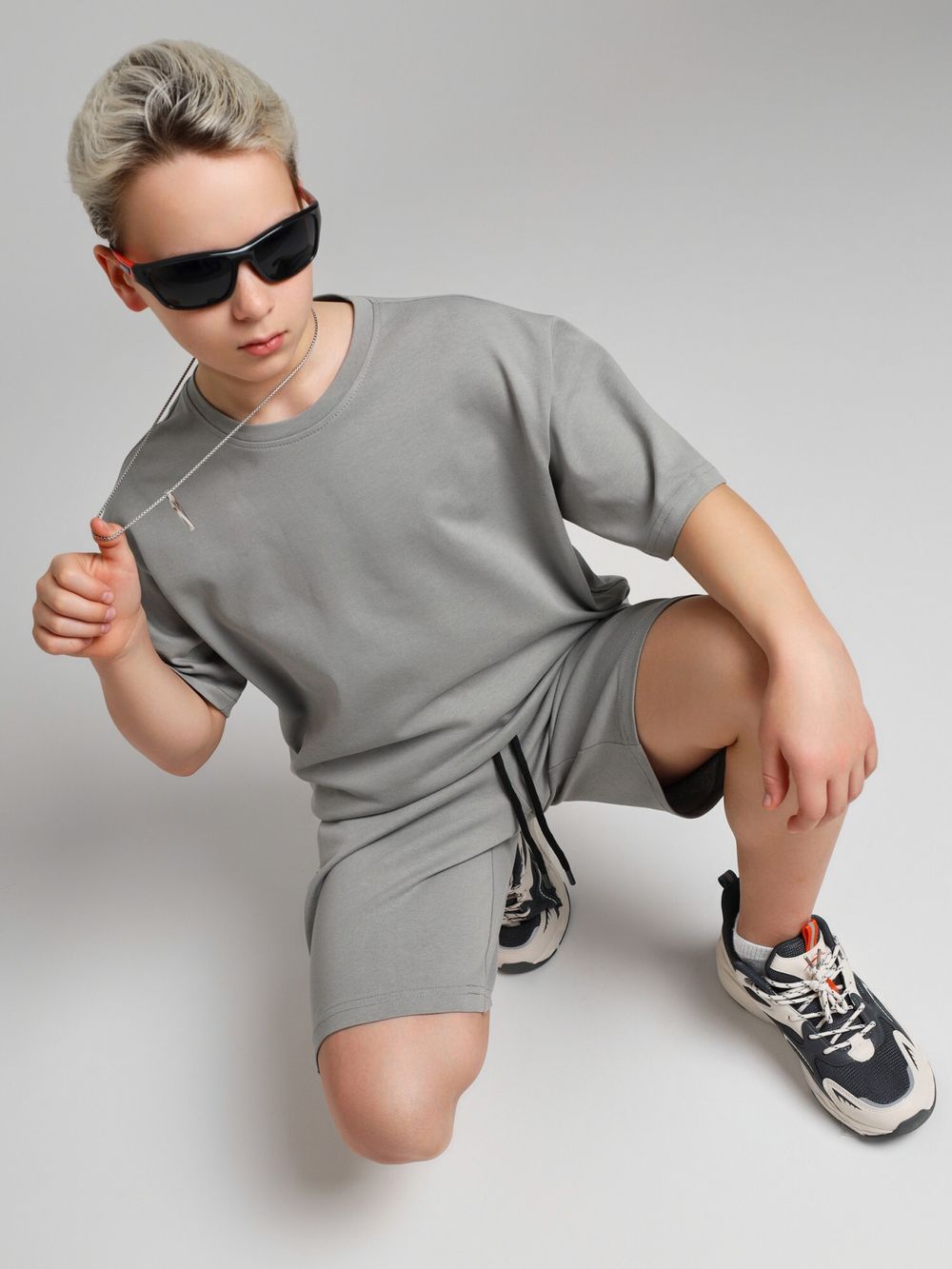 Костюм для мальчика Азарт-2 Виотекс СЕРЫЙ