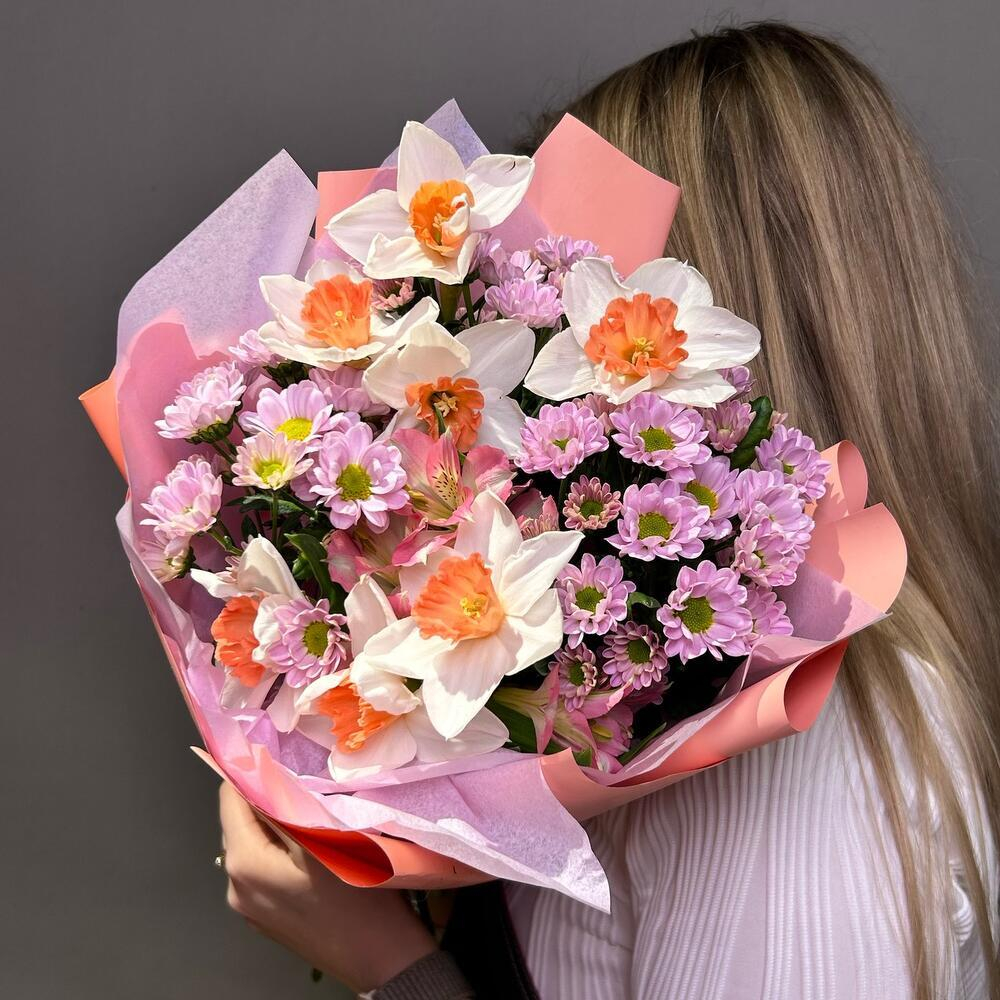 Букет "Бэлла" (Нарциссы и ромашки)