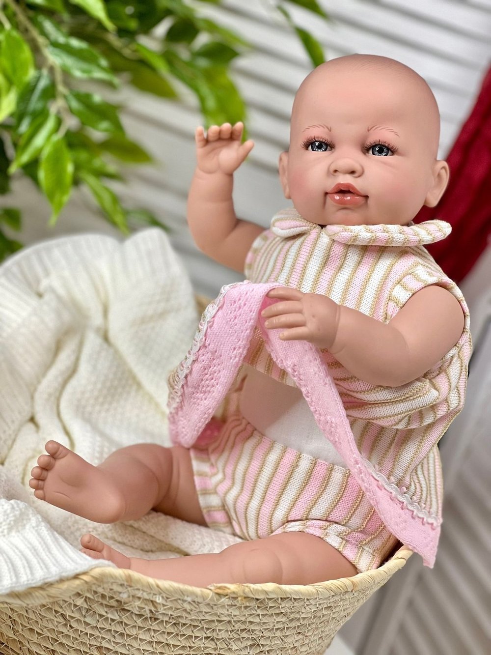 Кукла Berbesa мягконабивная 50см SARA (5201K)