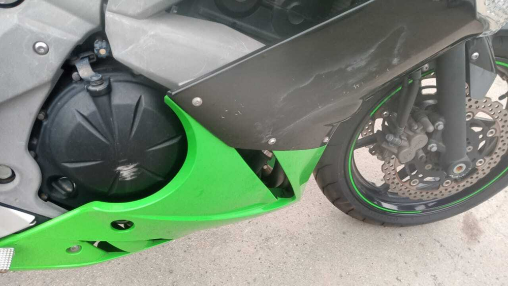 Kawasaki Ninja 400R ER400B-A05811