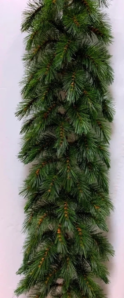 Гирлянда Лесная красавица 270*33см зеленая Triumph Tree