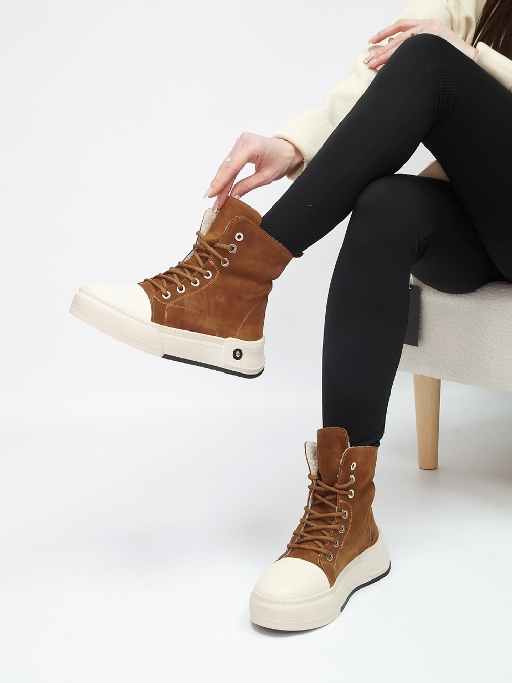 Ботинки женские зимние