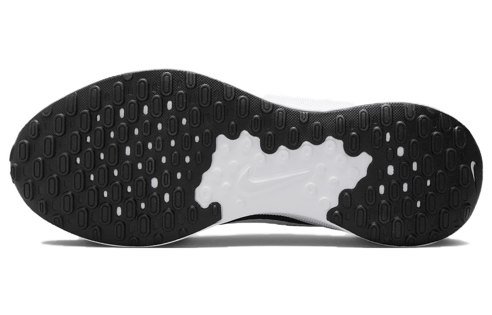 Кроссовки Nike Revolution 7