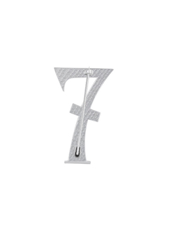 "Семь" брошь в серебряном покрытии из коллекции "Numerology" от Jenavi с замком булавка