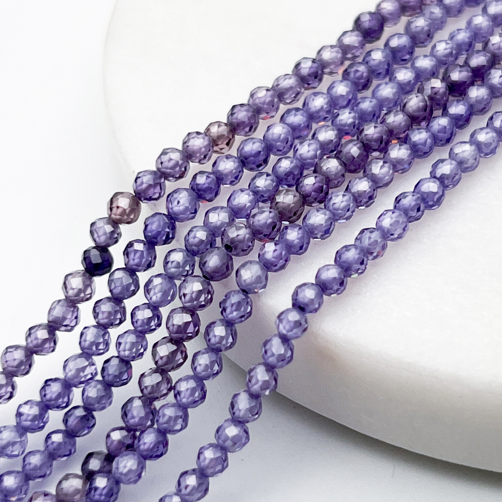 Фианит (кубический цирконий), цвет фиолетовый светлый, размер 3 мм, цена за нить 37 см