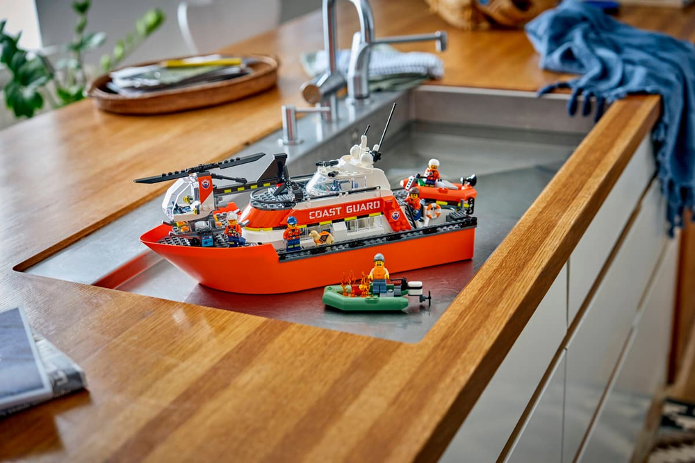 Конструктор LEGO City 60504 Coast Guard Rescue Boat & Helicopter