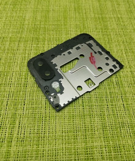 Umidigi A3 pro - Прижимная рамка платы основной + шлейф динамика + стекло камеры