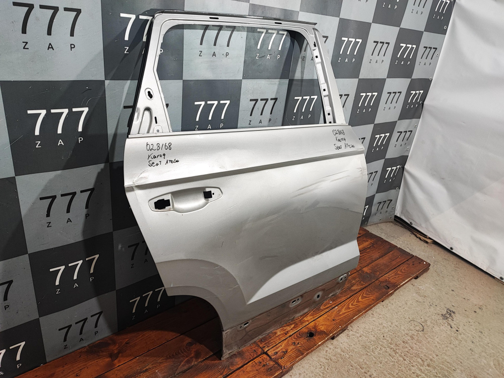 Дверь задняя правая Karoq, Taos 17-нв Б/У Оригинал 575833312B
