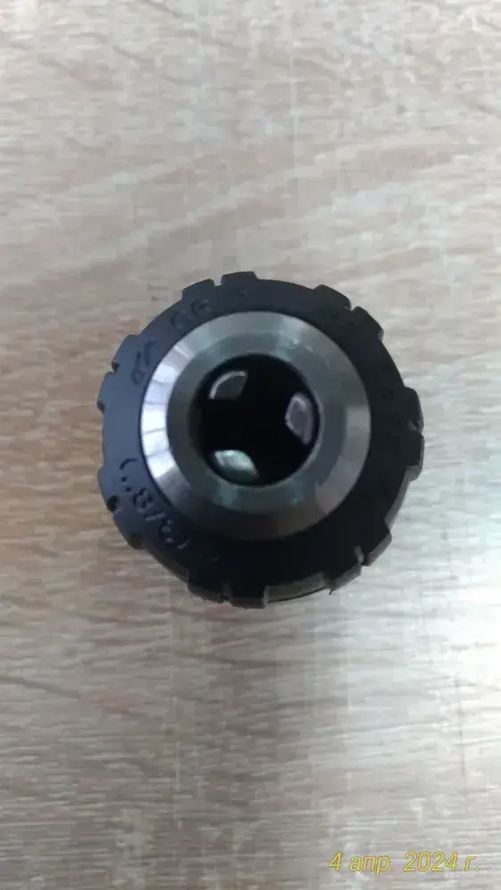 Патрон быстрозажимной, безключевой, пластиковый для дрелей и шуруповертов 0.8-10мм, резьба 3/8