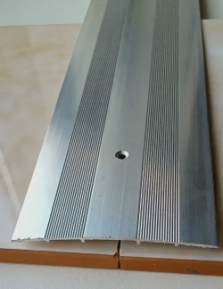 Порог 80 мм длина 1.2 м, Серебро