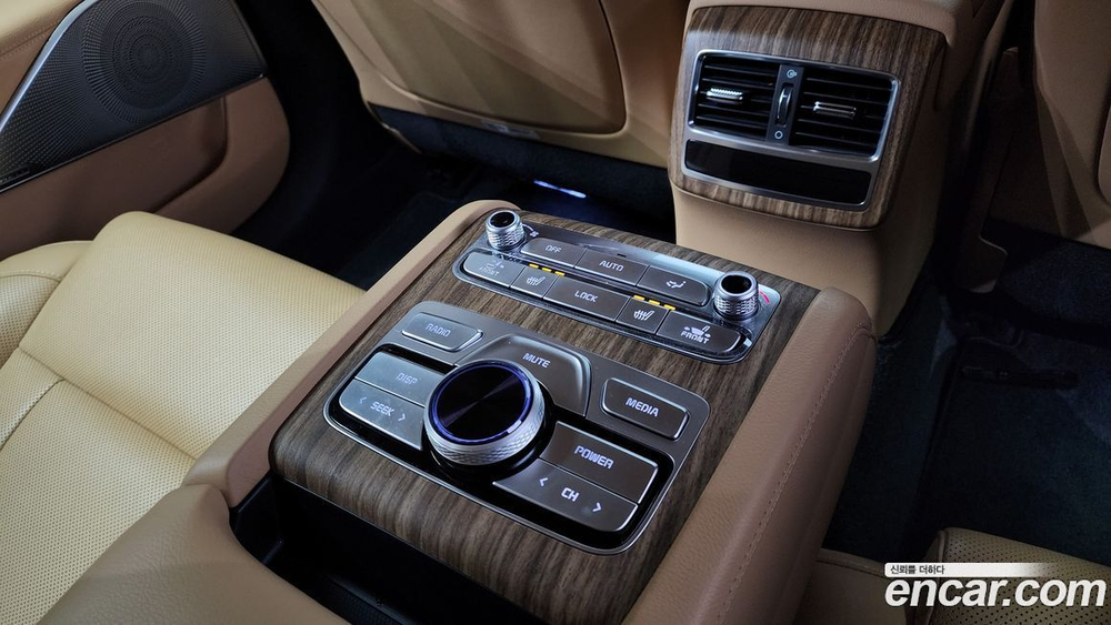 Kia The New K9 (Quoris/K900) 2 Generation 3.8 GDI AWD (10.2021)