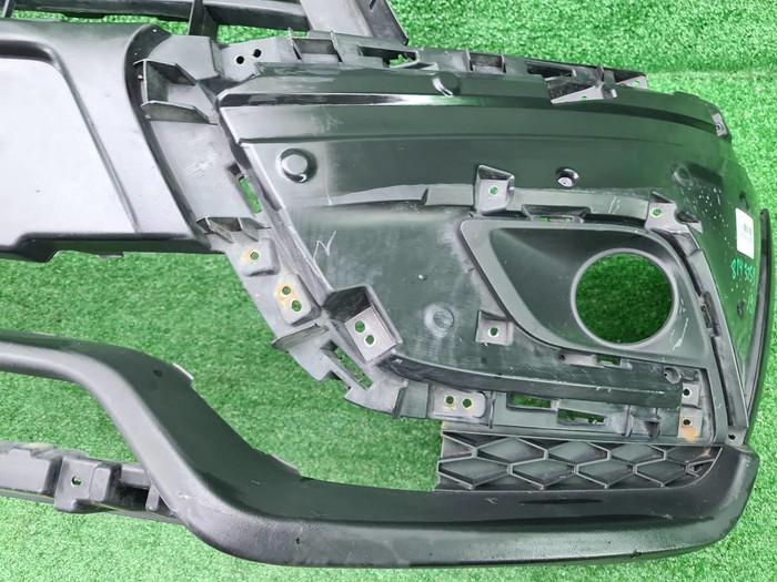 Бампер передний Lada Vesta (2015-2022) Cross