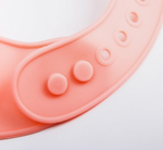 4594895 Нагрудник детский силиконовый с карманом "Оленятки"