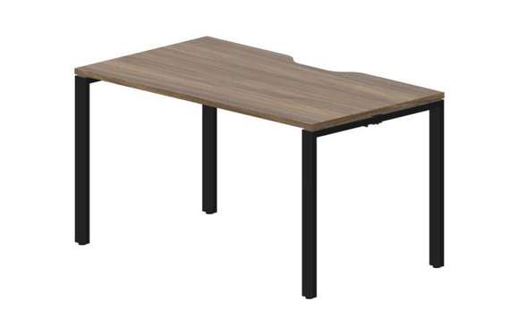 стол Strike 1380х780х750мм (с эргономичным вырезом)