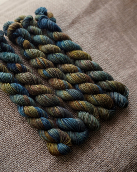 Предзаказ мини! Носочная пряжа с пухом яка "Тибетский календарь"