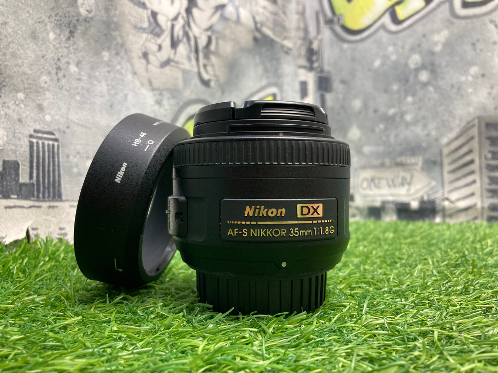 Nikon 35mm 1.8G AF-S DX Nikkor